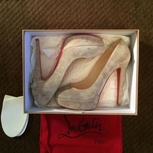 Christian Louboutin Biancazip pumps